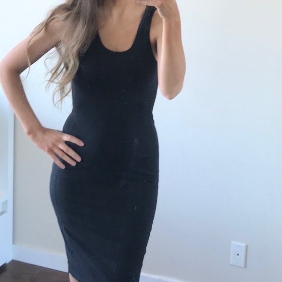 Basic black dress - Picture 2 of 3